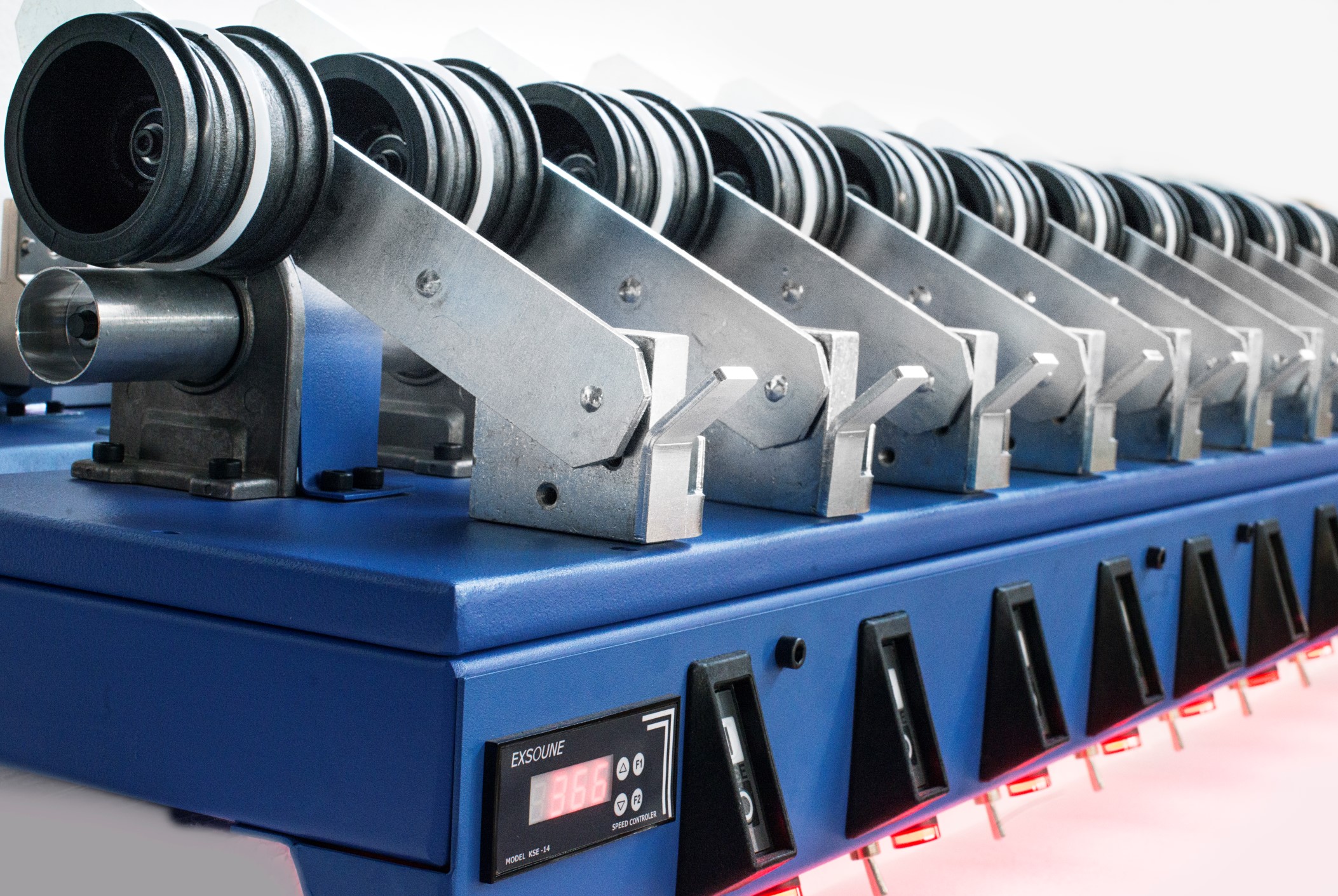 KSE 14 spandex yarn feeding machine
